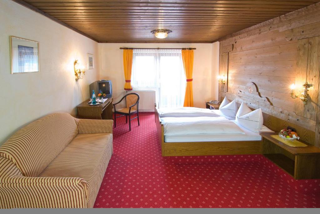 Landgasthof Zur Post Schleching Chambre photo